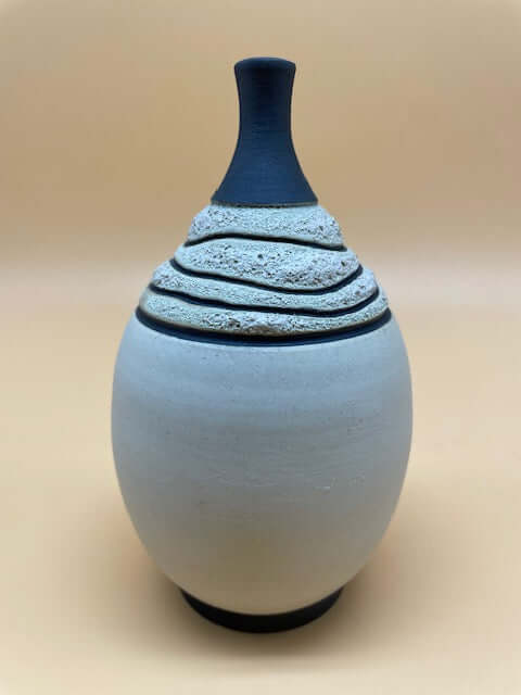 Black & White Stoneware Ex Small 04