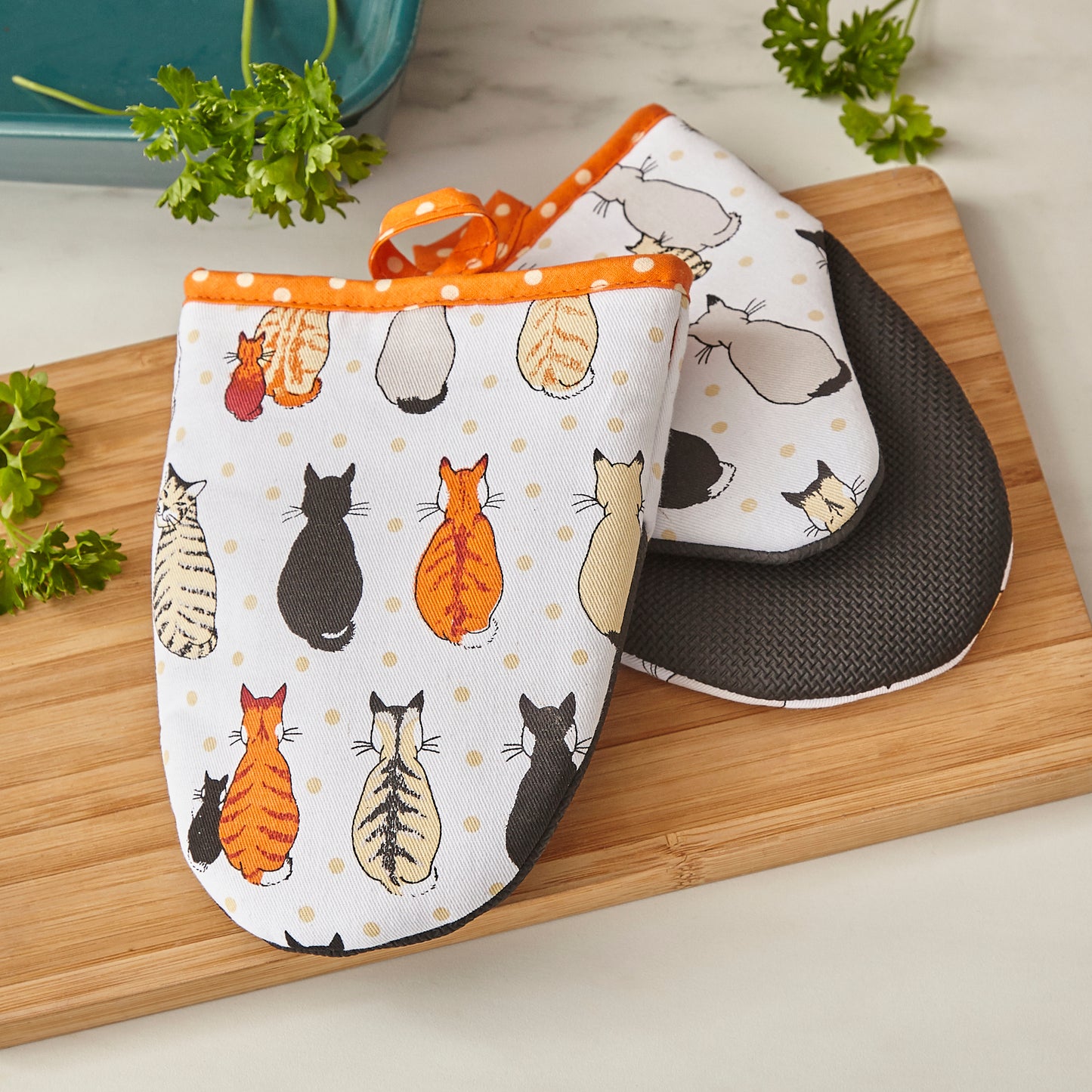 Microwave Mitts - Cats in Waiting