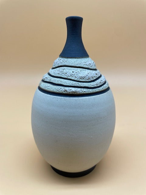 Black & White Stoneware Ex Small 04