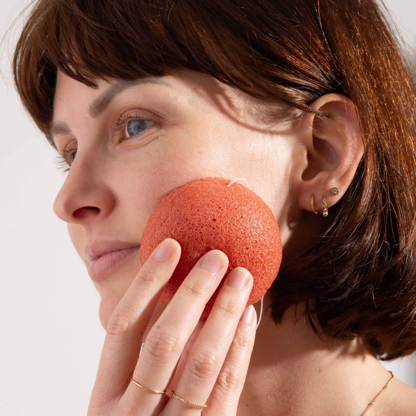 Red Clay Konjac sponge in use