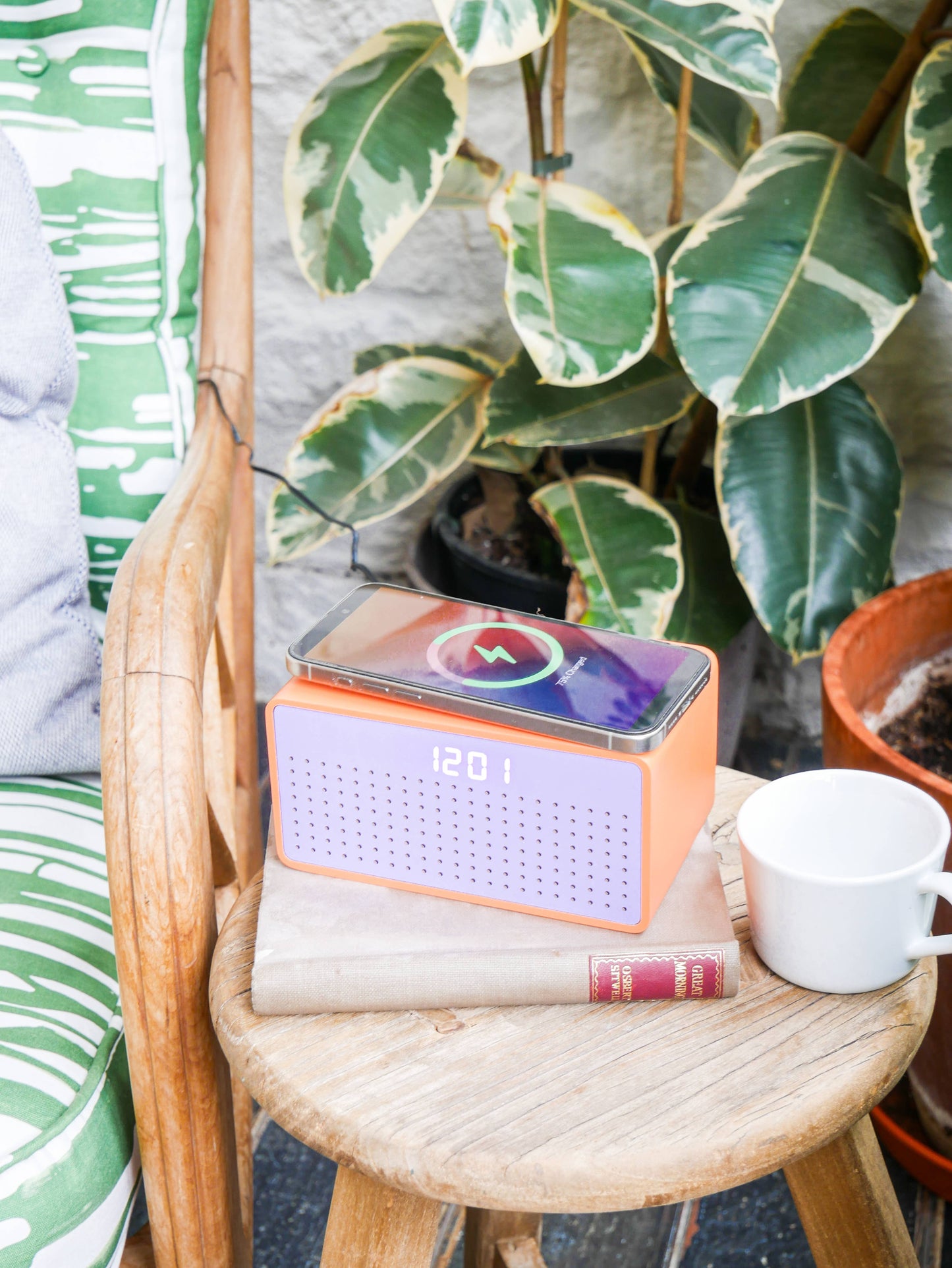 Rise Mix Wirless Charger & Bluetooth Speaker Alarm Clock